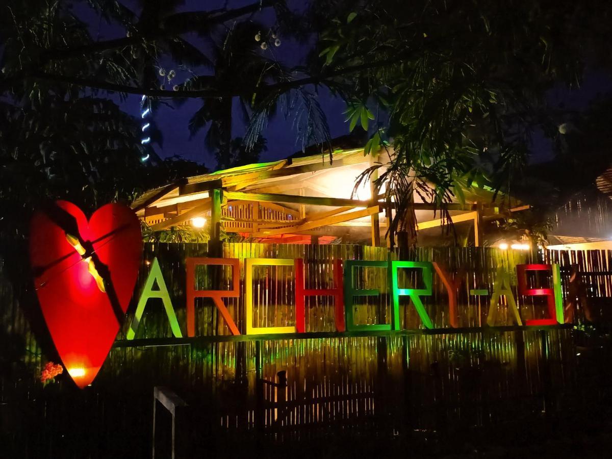 Archery-Asia Nipa Huts Moalboal Exterior photo