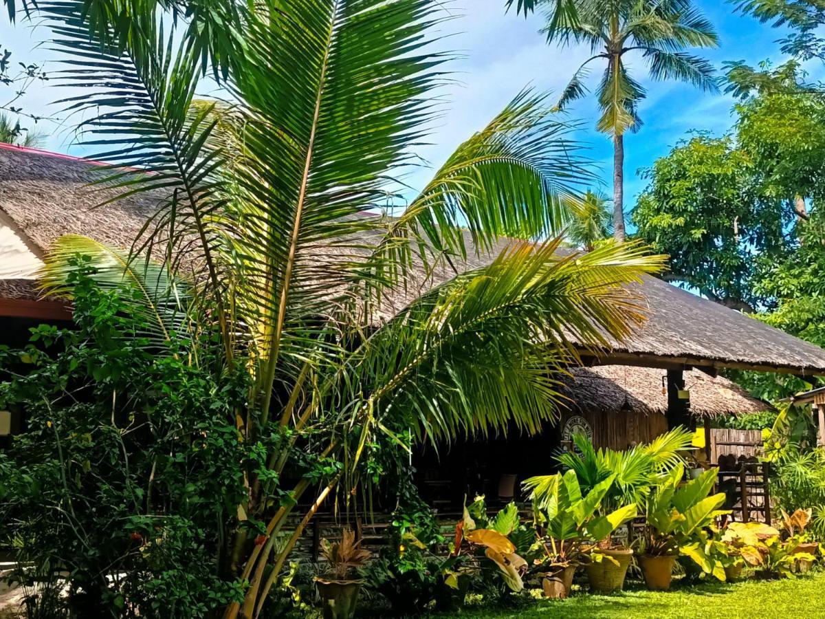 Archery-Asia Nipa Huts Moalboal Exterior photo