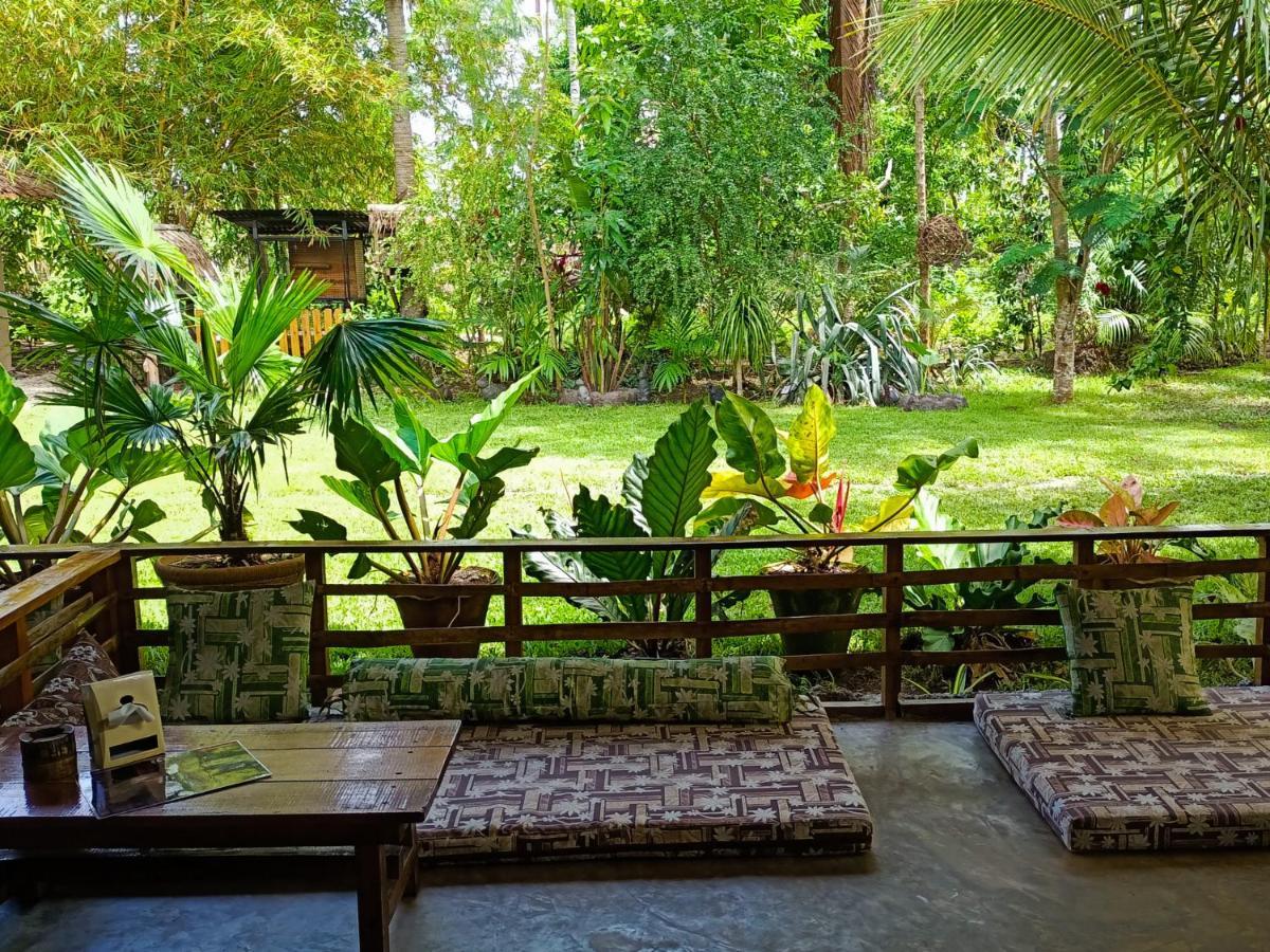 Archery-Asia Nipa Huts Moalboal Exterior photo