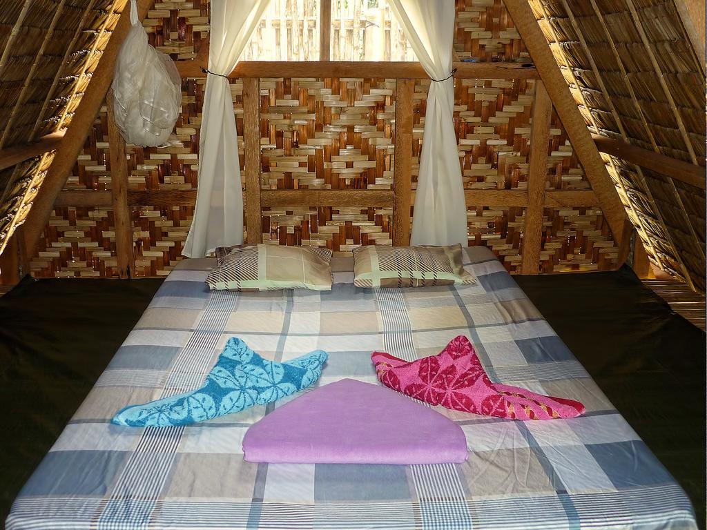Archery-Asia Nipa Huts Moalboal Exterior photo