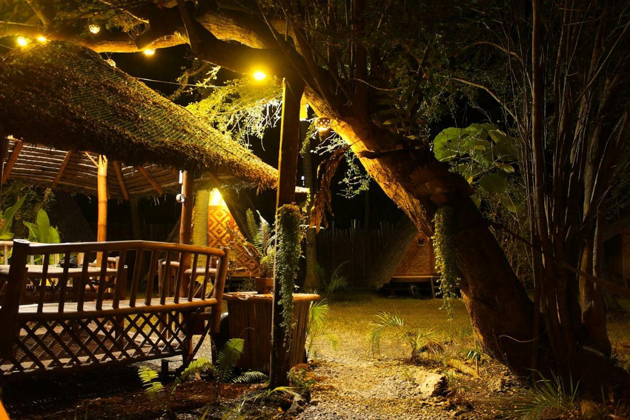 Archery-Asia Nipa Huts Moalboal Exterior photo